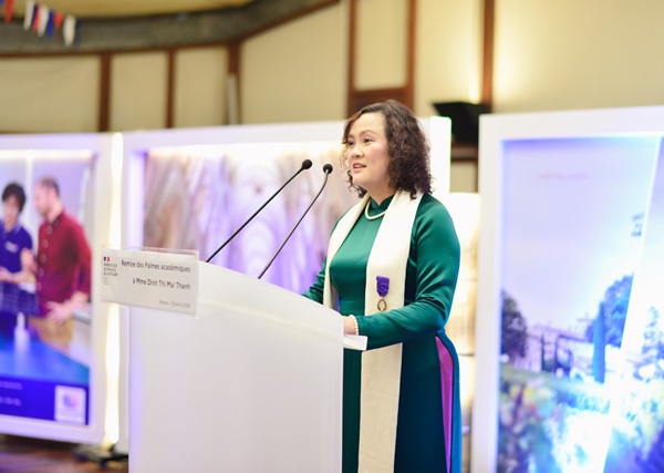 Giáo sư Đinh Thị Mai Thanh nhận Huân chương Cành cọ Hàn lâm: Dấu ấn khoa học Việt trên trường quốc tế