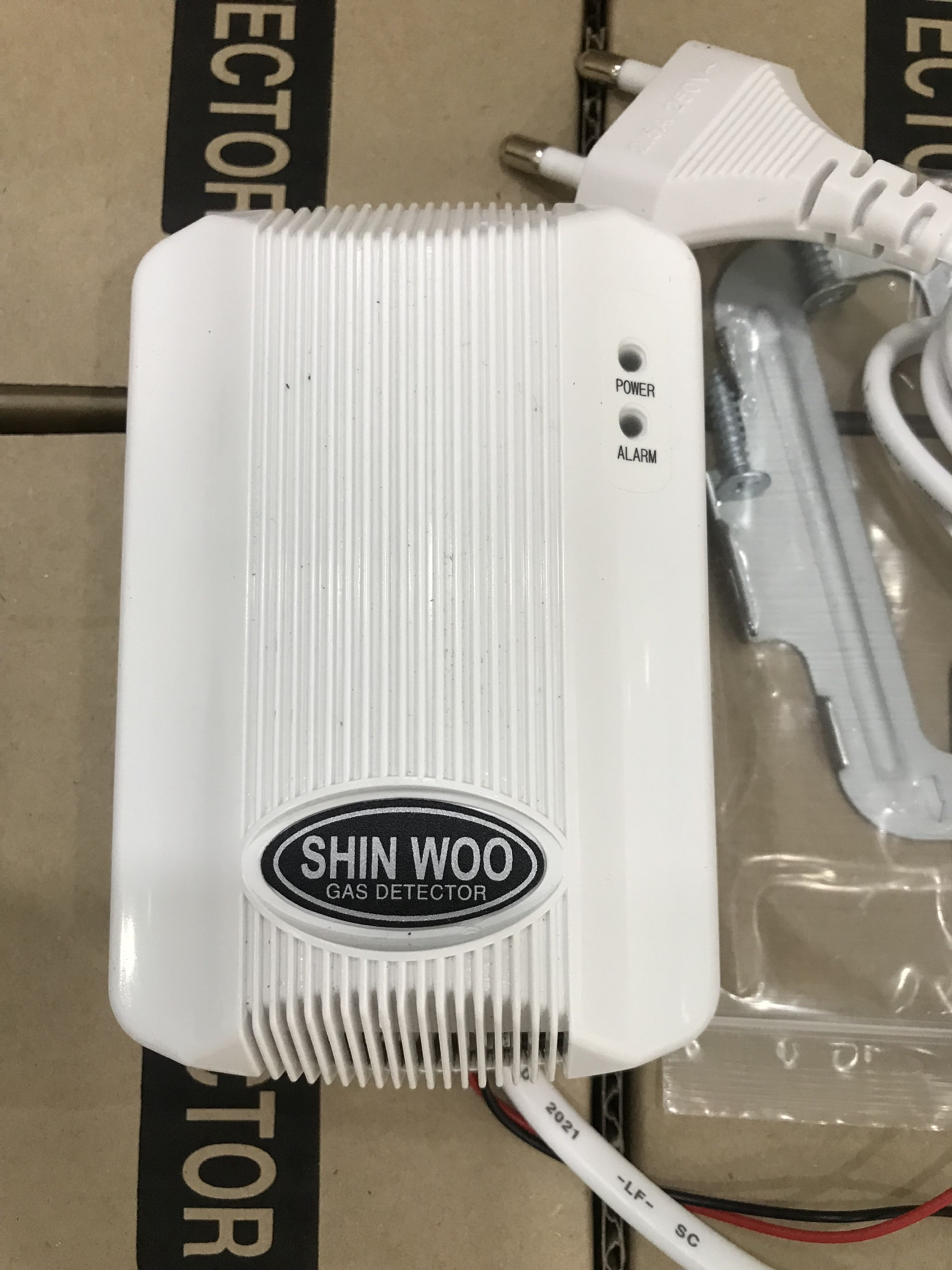 Đầu báo rò khí Gas Shinwoo gas detector ND-114 (Phiên bản cũ: ND-104)