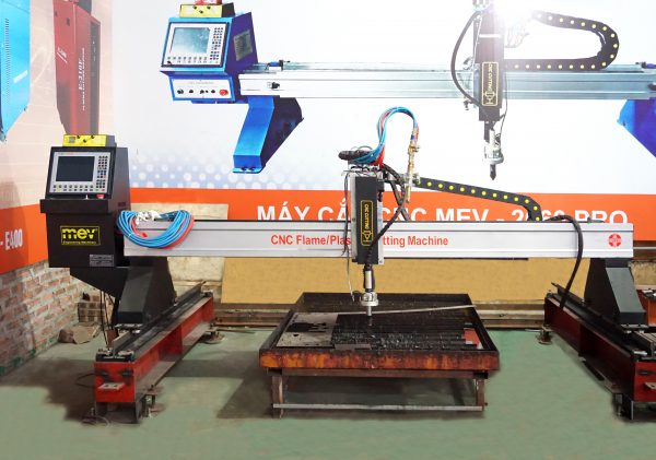 Máy cắt CNC plasma MEV 2060E