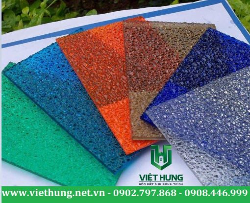Tấm lợp Polycarbonate đặc ruột dày 3mm phủ UV