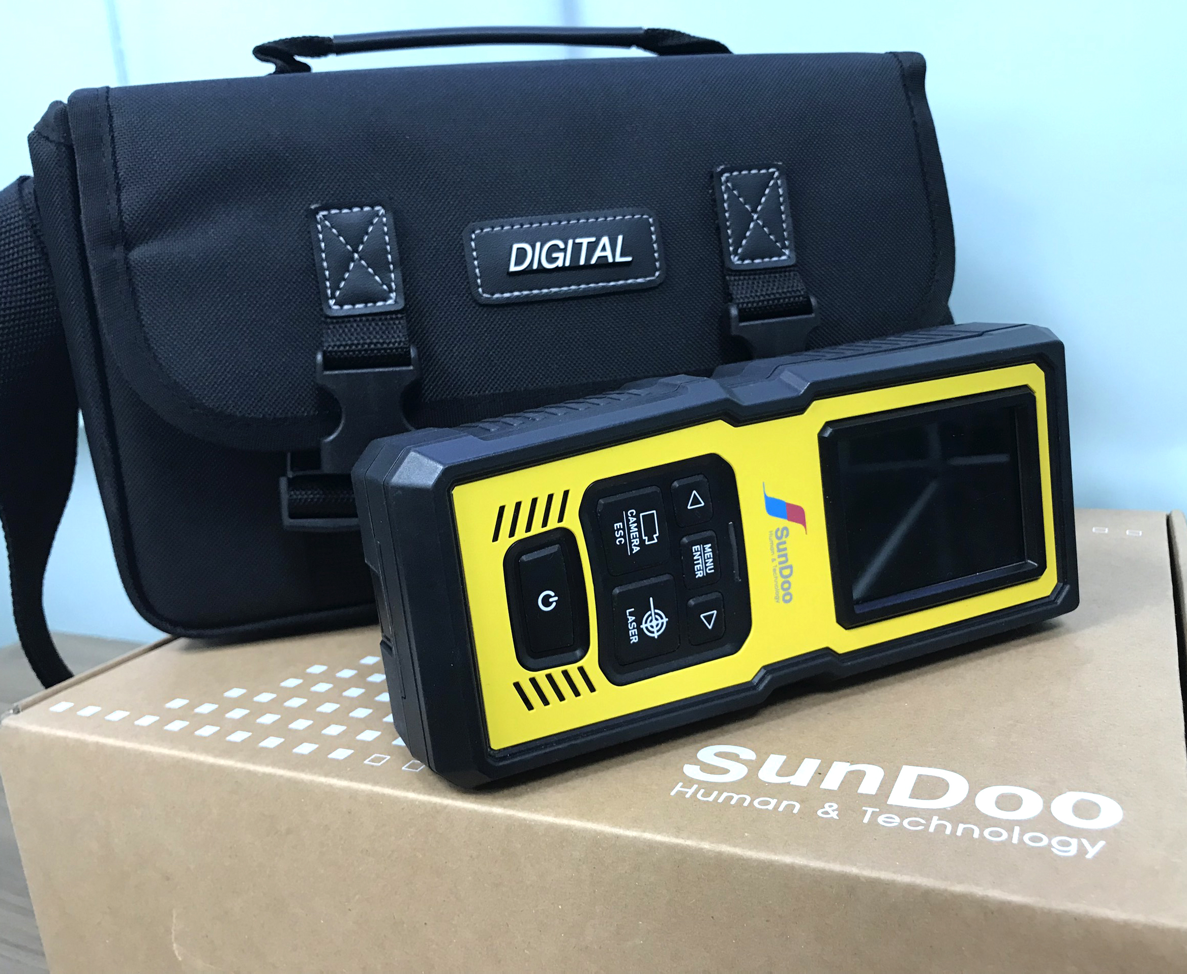 Máy dò khí CH4 mini công nghệ laser 2 tia