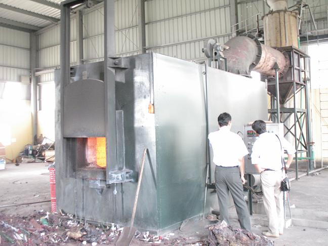 Lò đốt rác thải công nghiệp