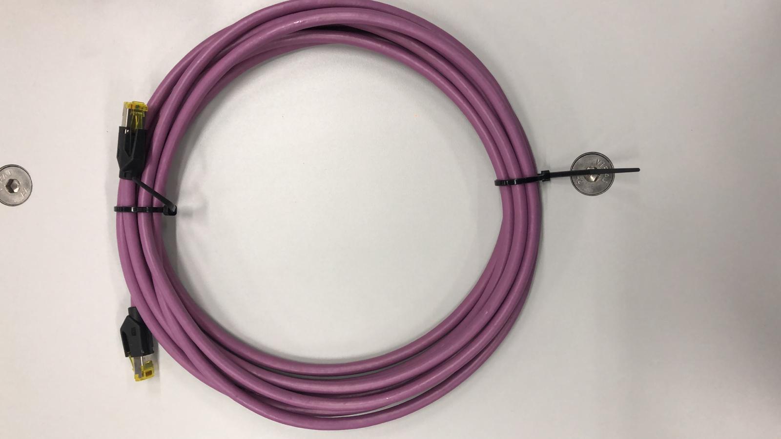 Cáp truyền dữ liệu ISE.GIG.PVC.049