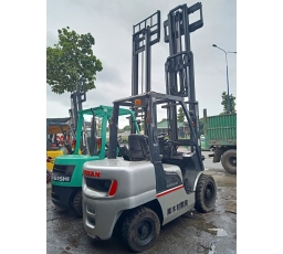Dịch vụ cho thuê xe nâng giá rẻ