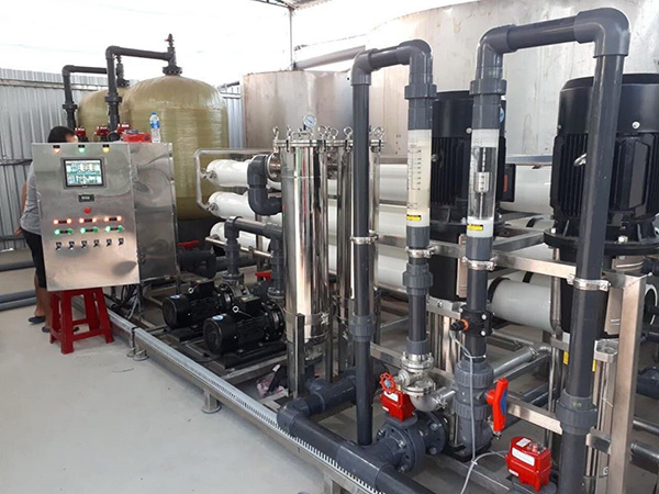 hệ thống máy lọc nước RO