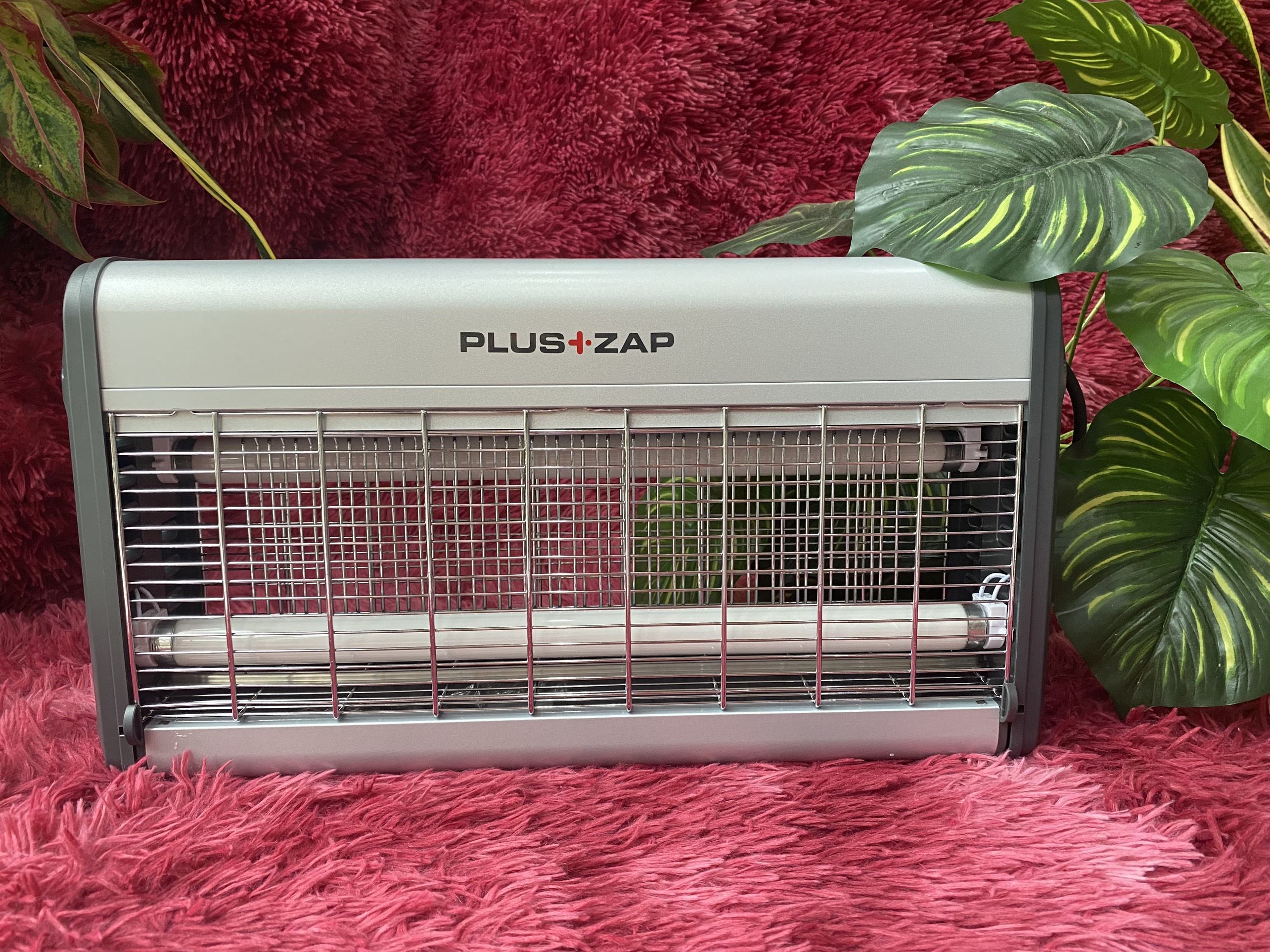 Đèn diệt côn trùng PLUSZAP PZ3-30AL