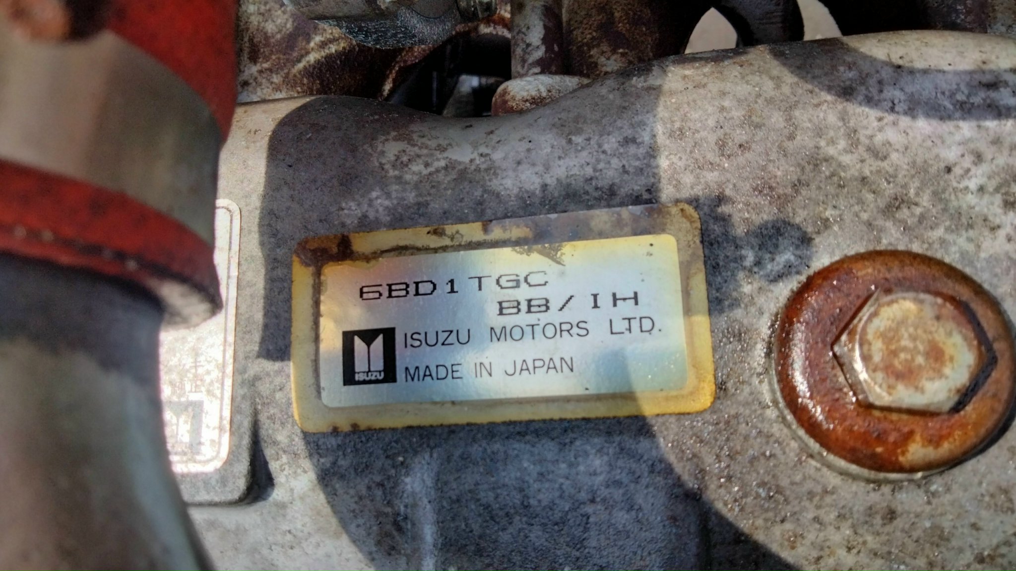 Động cơ 6 máy ISUZU 6BD1 Turbo