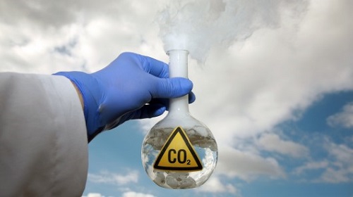 Chế tạo pin năng lượng mặt trời từ khí thải CO2