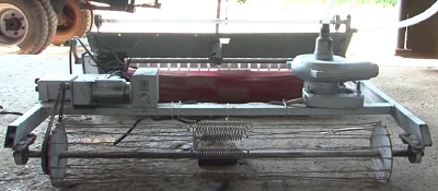 Robot gieo hạt, rau củ tự động