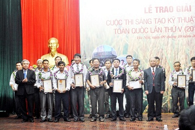 Trao giải cuộc thi sáng tạo kỹ thuật Hội nhà nông lần thứ V (2013-2014)