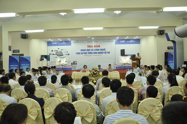 Tọa đàm 