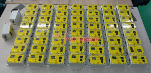 Bộ đếm và cảnh báo lỗi hoặc hoàn thành sản phẩm