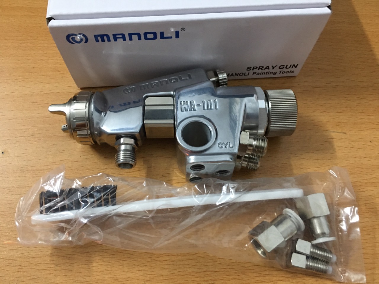 Súng phun sơn tự động Đài Loan manoli WA-101-132P (1.3mm)
