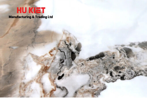 Công ty TNHH sản xuất - thương mại Hù Kiệt