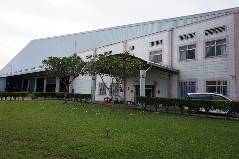 Cổng văn phòng