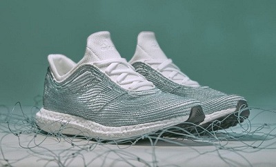 Hãng Adidas sản xuất giày bằng vật liệu tái chế từ rác thải đại dương