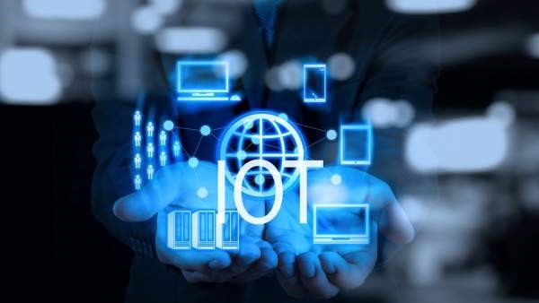 Hội thảo “Cách mạng công nghiệp 4.0 và ứng dụng IoT vào sản xuất thông minh”