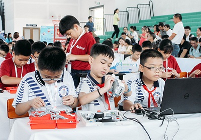 Khởi động Cuộc thi “Tài năng Robot Robotacon WRO 2017”