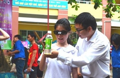 Kính 