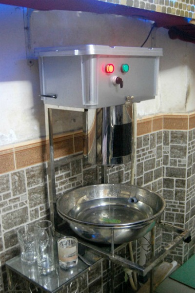 Máy rửa ly
