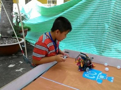 Ngày hội STEM thu hút nhiều em nhỏ yêu thích khoa học