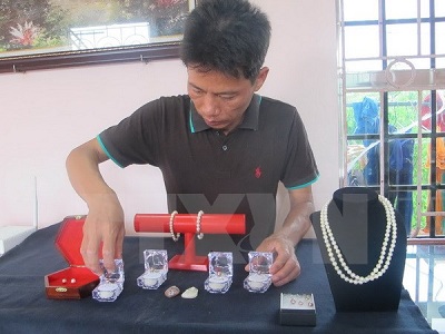 Ninh Bình thực hiện nuôi cấy thành công ngọc trai nước ngọt