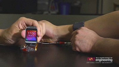 Phát minh mới pin có thể kéo giãn dùng cho thiết bị đeo