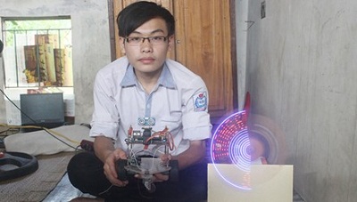 Robot thám hiểm điều khiển wifi