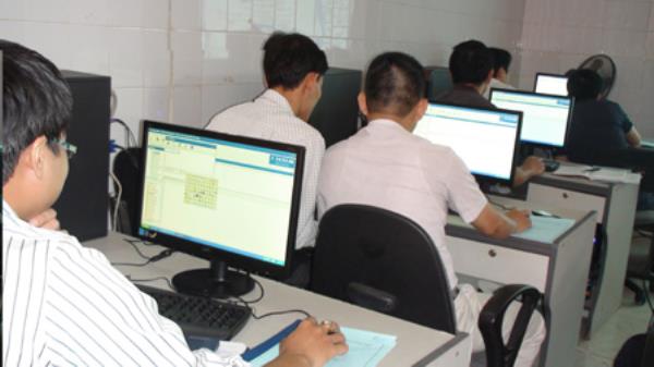 Tập huấn sử dụng hệ thống phần mềm quản lý văn bản và điều hành tác nghiệp e.Office cho cán bộ quản lý  KH&CN; khối quận, huyện